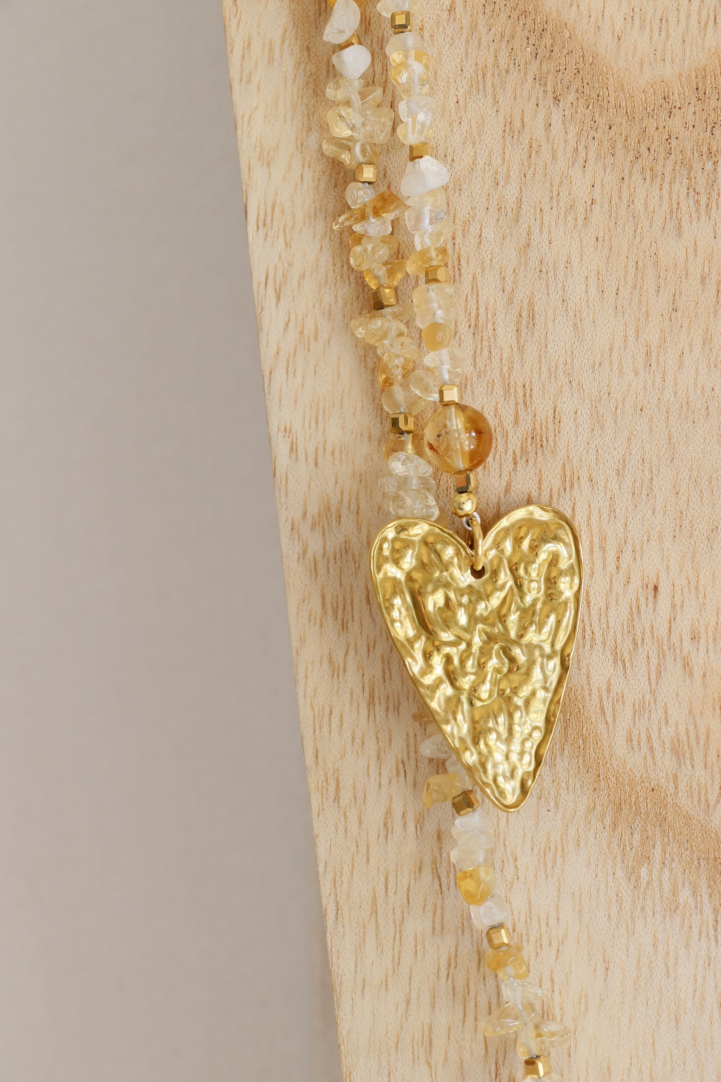 Collier écharpe LAKSHMI Abondance & Énergie Positive en Citrine pendentifs cœur