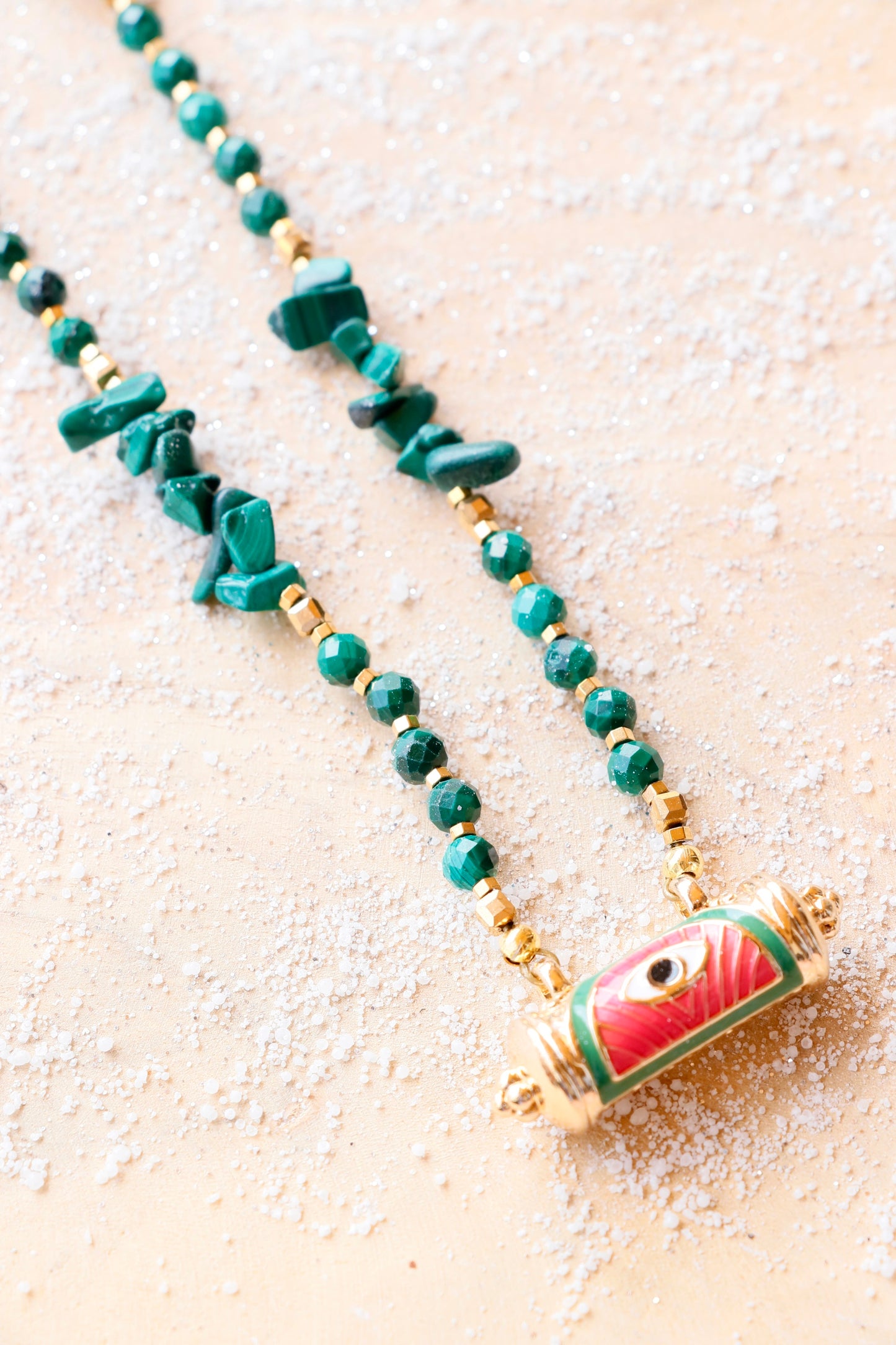 Collier Tour de Cou PARIVARTANA – Transformation & Guérison du Corps en Malachite