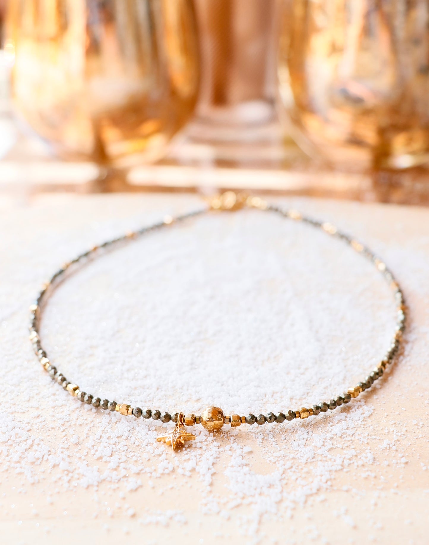 Collier tour de cou VIBHUTI en Pyrite – Force Intérieure & Rayonnement Personnel
