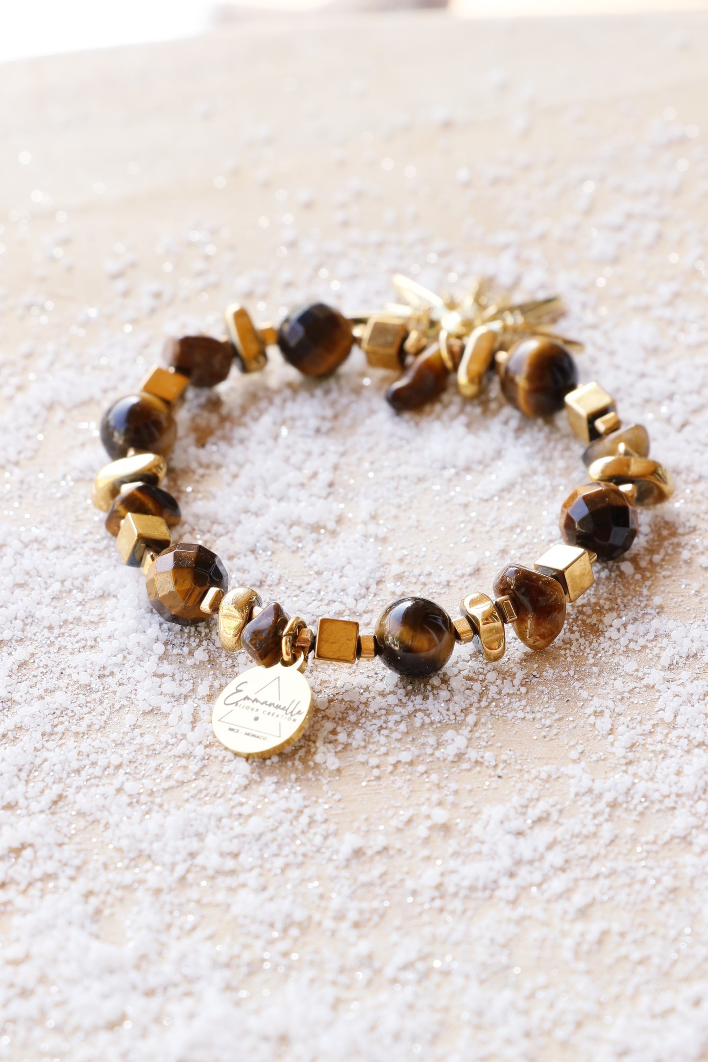 Bracelet VIRYA Confiance & Protection en Oeil de Tigre pendentif demi soleil