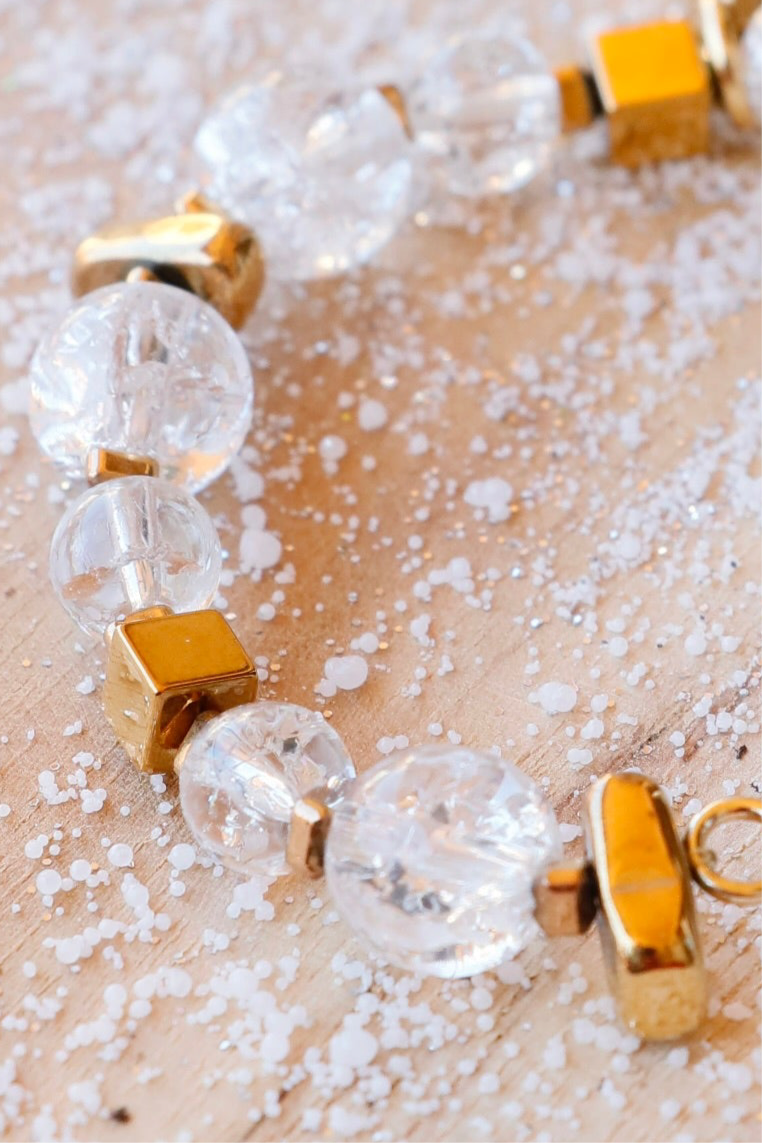 Bracelet SHUBHRA en Quartz Givré – Pierre de lune Clarté Intérieure & Lâcher-Prise