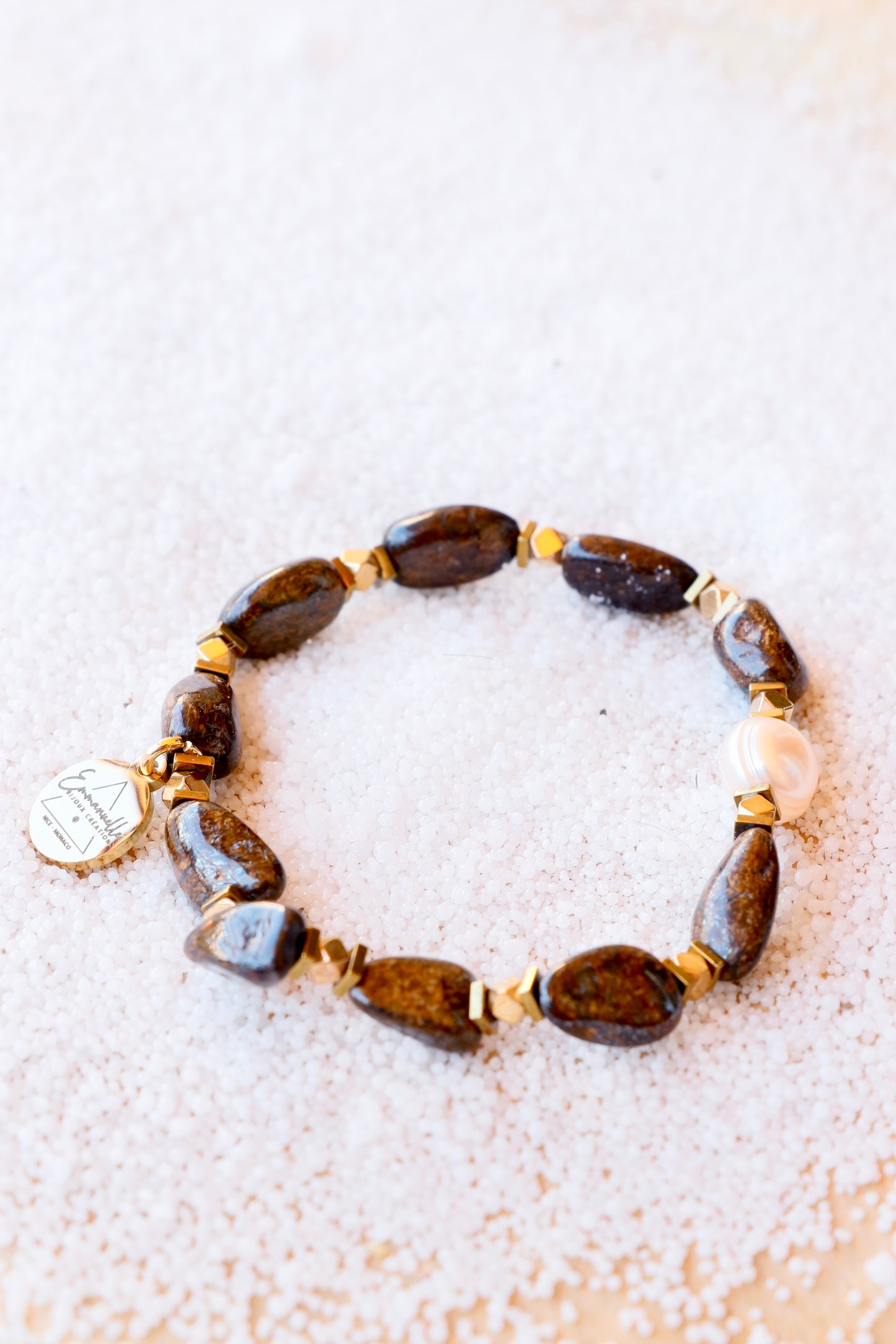 Bracelet SADHANA perle de culture orient blanc – Protection & Stabilité en Bronzite