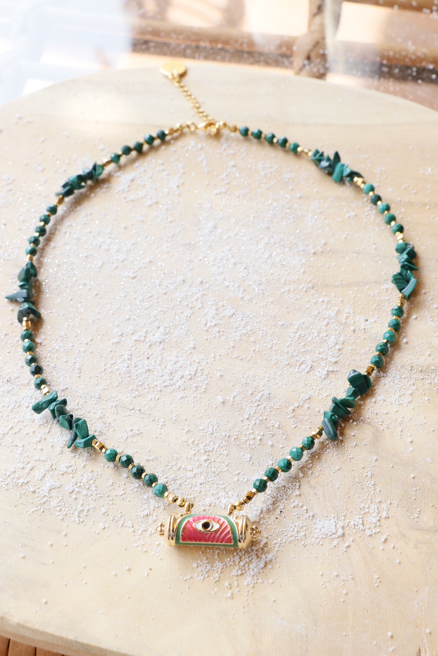 Collier Tour de Cou PARIVARTANA – Transformation & Guérison du Corps en Malachite