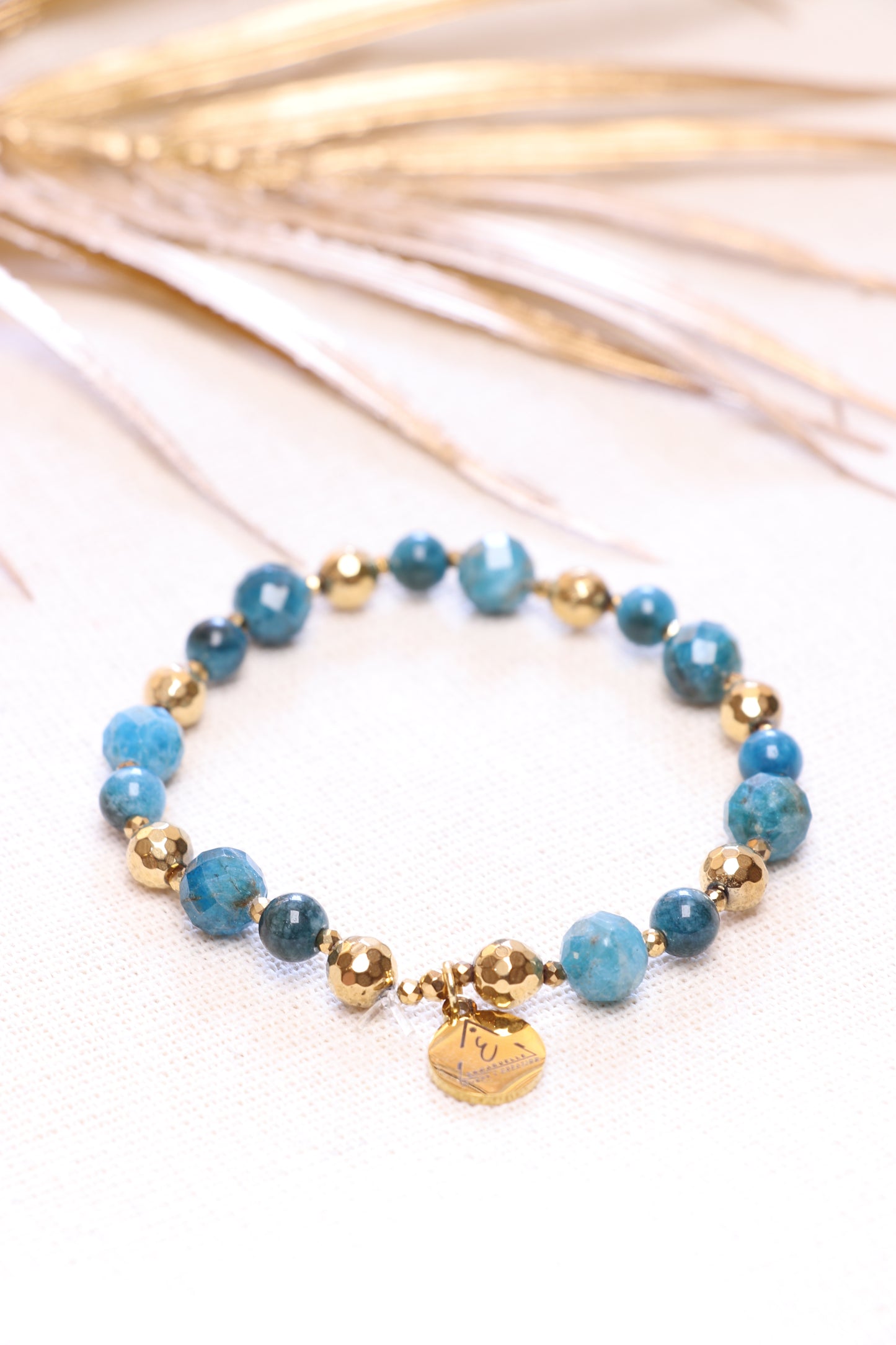 REFLET & RIVAGE - Bracelet en Apatite Bleue | CLARTÉ & COMMUNICATION SEREINE