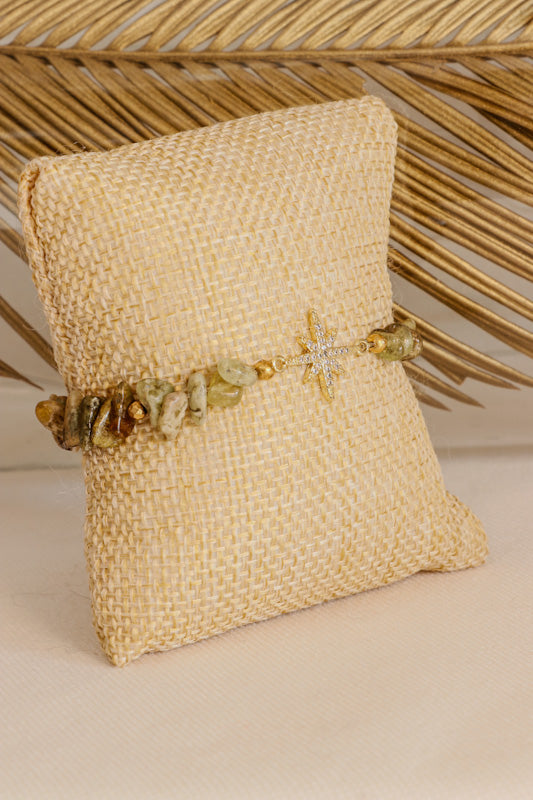 Bracelet Étoile UTTHANA Renouveau & Équilibre Émotionnel en grenat vert