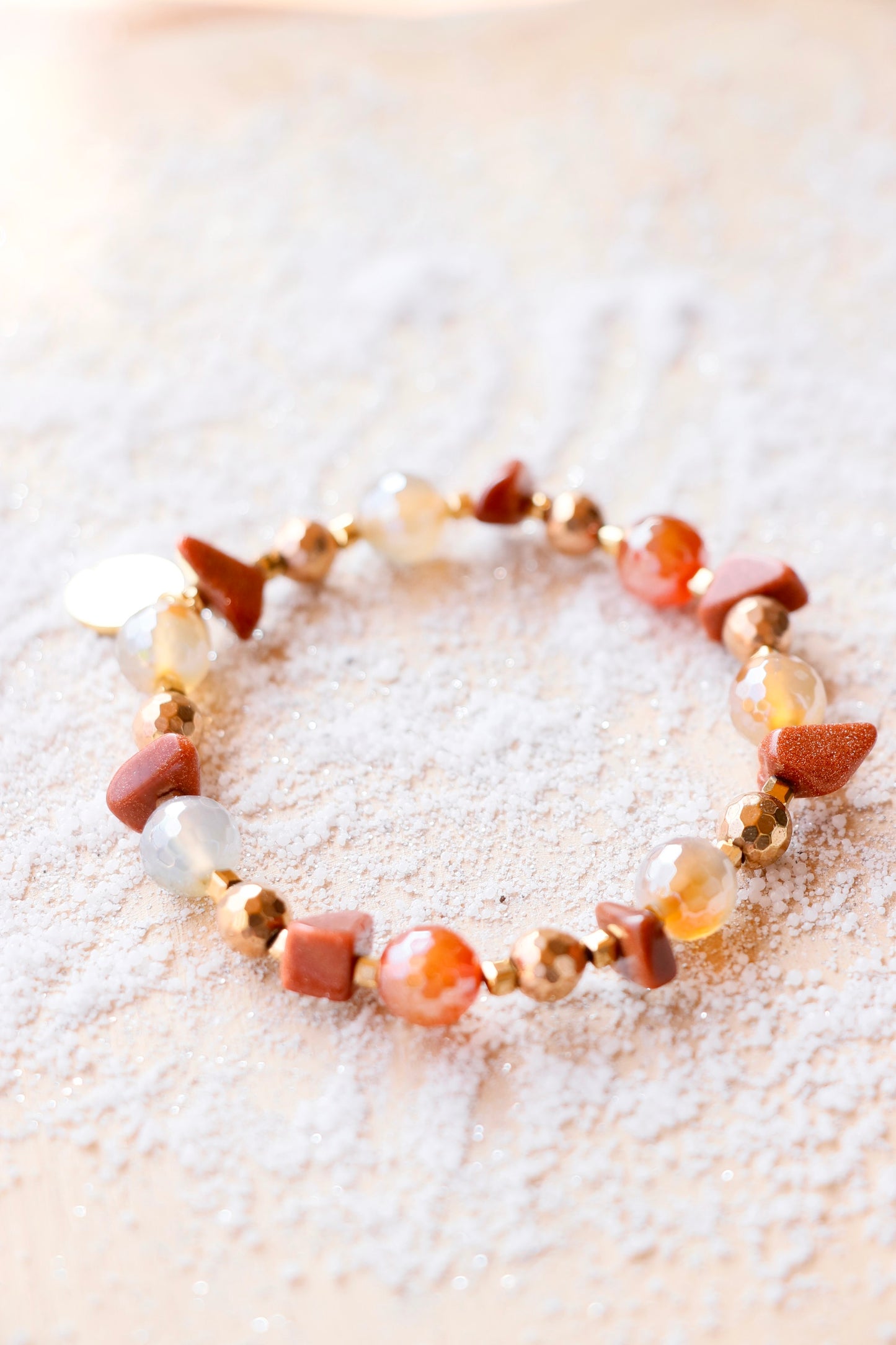 Bracelet SHANTI en Agate Mandarine – Stabilité & Sérénité