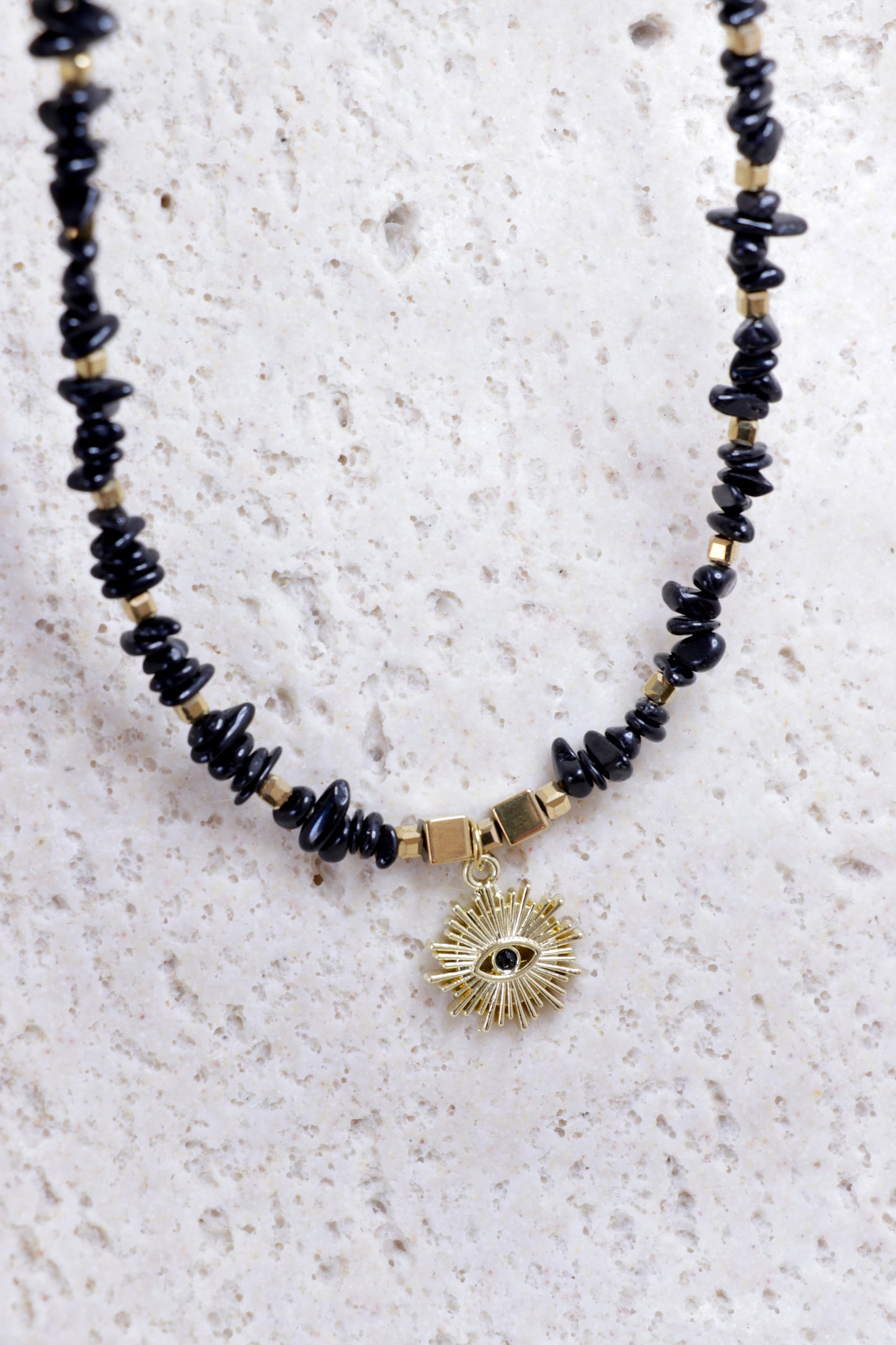 ÉGIDE - Collier Tour de Cou en Tourmaline Noire avec Oeil | PROTECTION