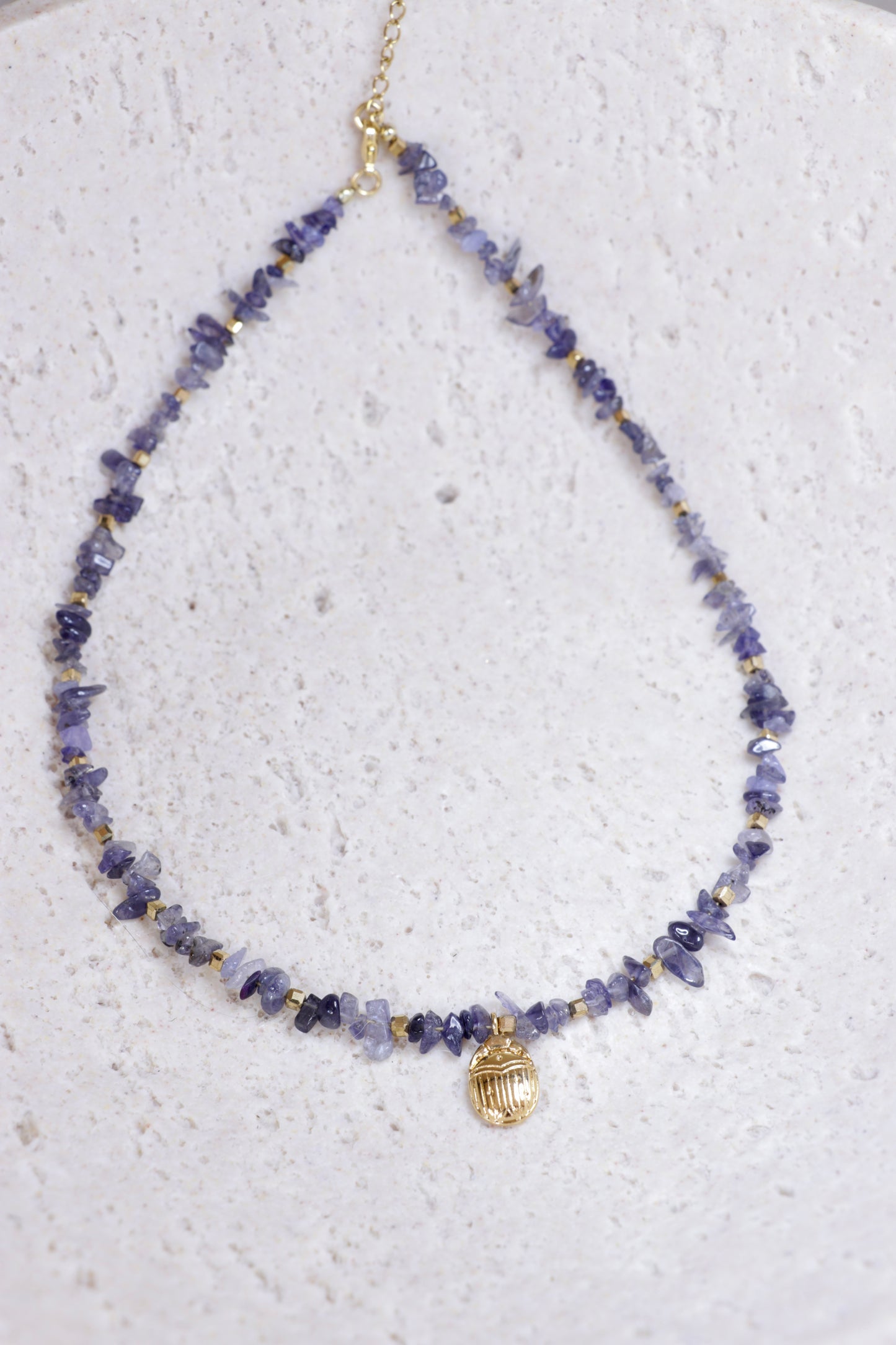 JNĀNA Iolite Choker 🜁 I see clearly within myself. I make decisions without losing myself.