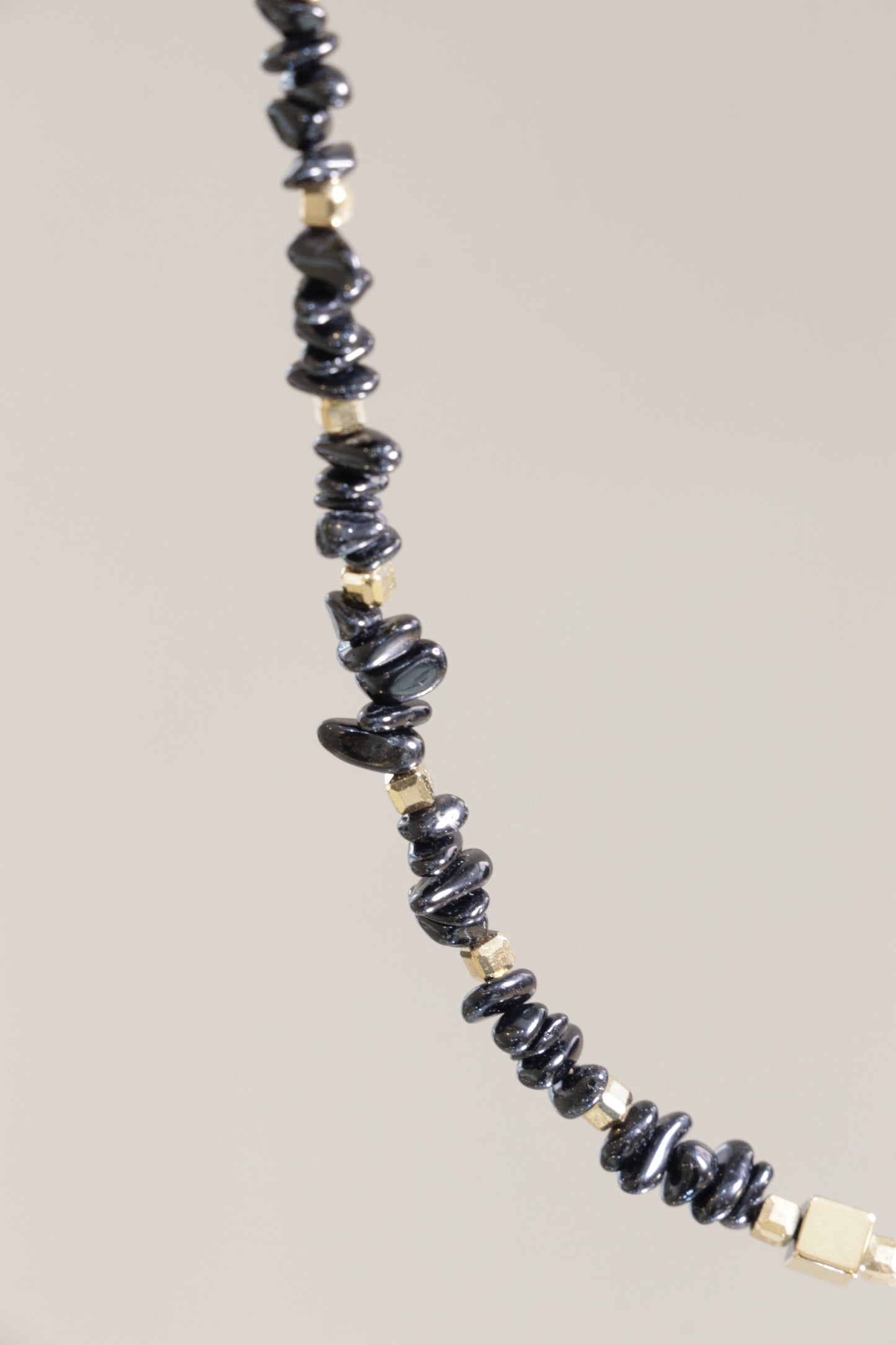 Collier Tour de cou en Tourmaline Noire KSHAMA Protection & Ancrage