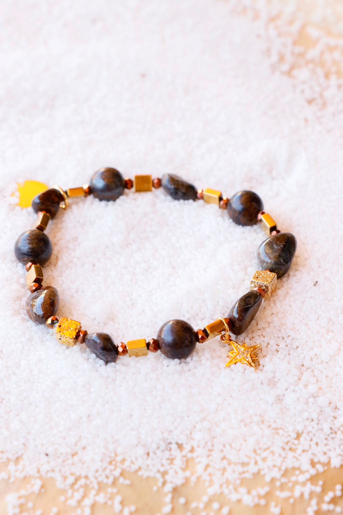 Bracelet SADHANA pendentif étoile – Protection & Stabilité en Bronzite