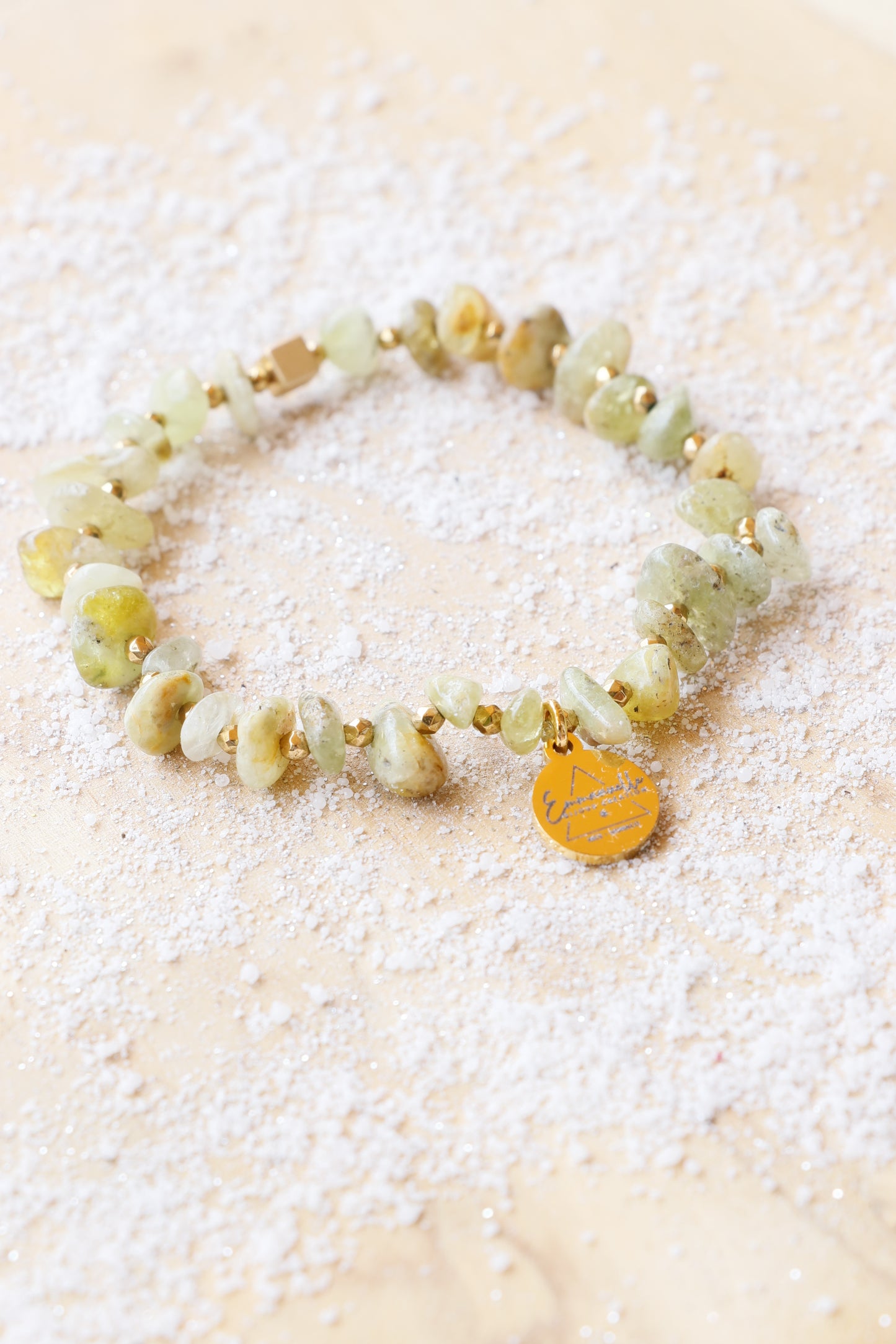 Bracelet positive énergie UTTHANA Renouveau & Équilibre Émotionnel en grenat vert