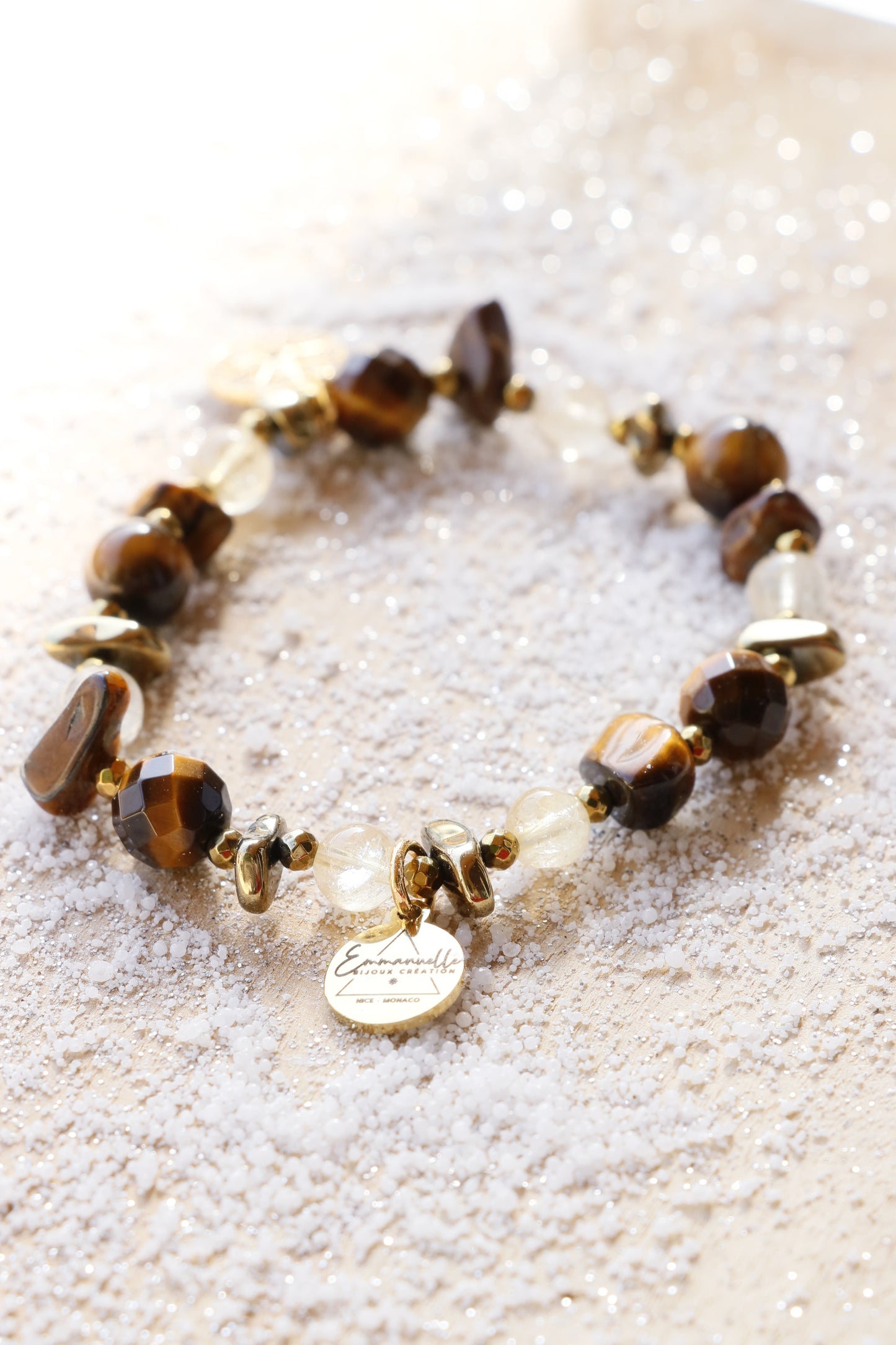 Bracelet VIRYA Confiance & Protection en Oeil de Tigre pendentif boussole