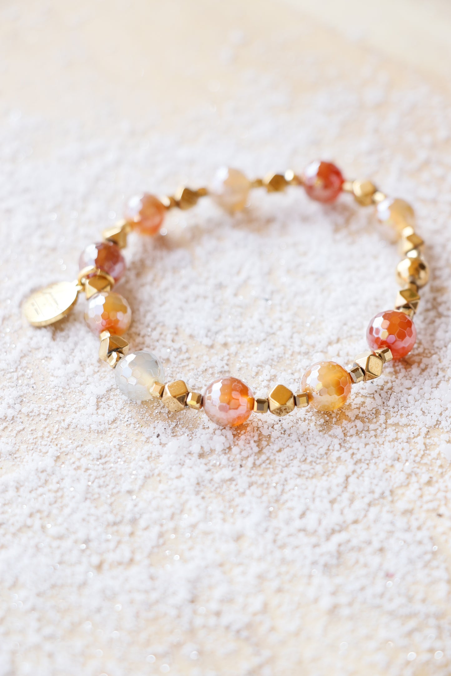 Bracelet SHANTI en Agate Mandarine – Stabilité & Sérénité