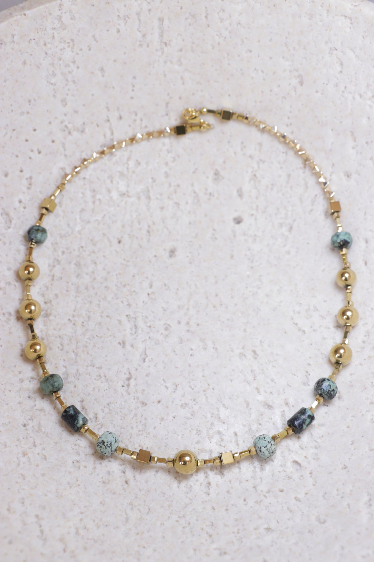 Collier Tour de Cou en Turquoise d’Afrique — Emmanuelle Bijoux