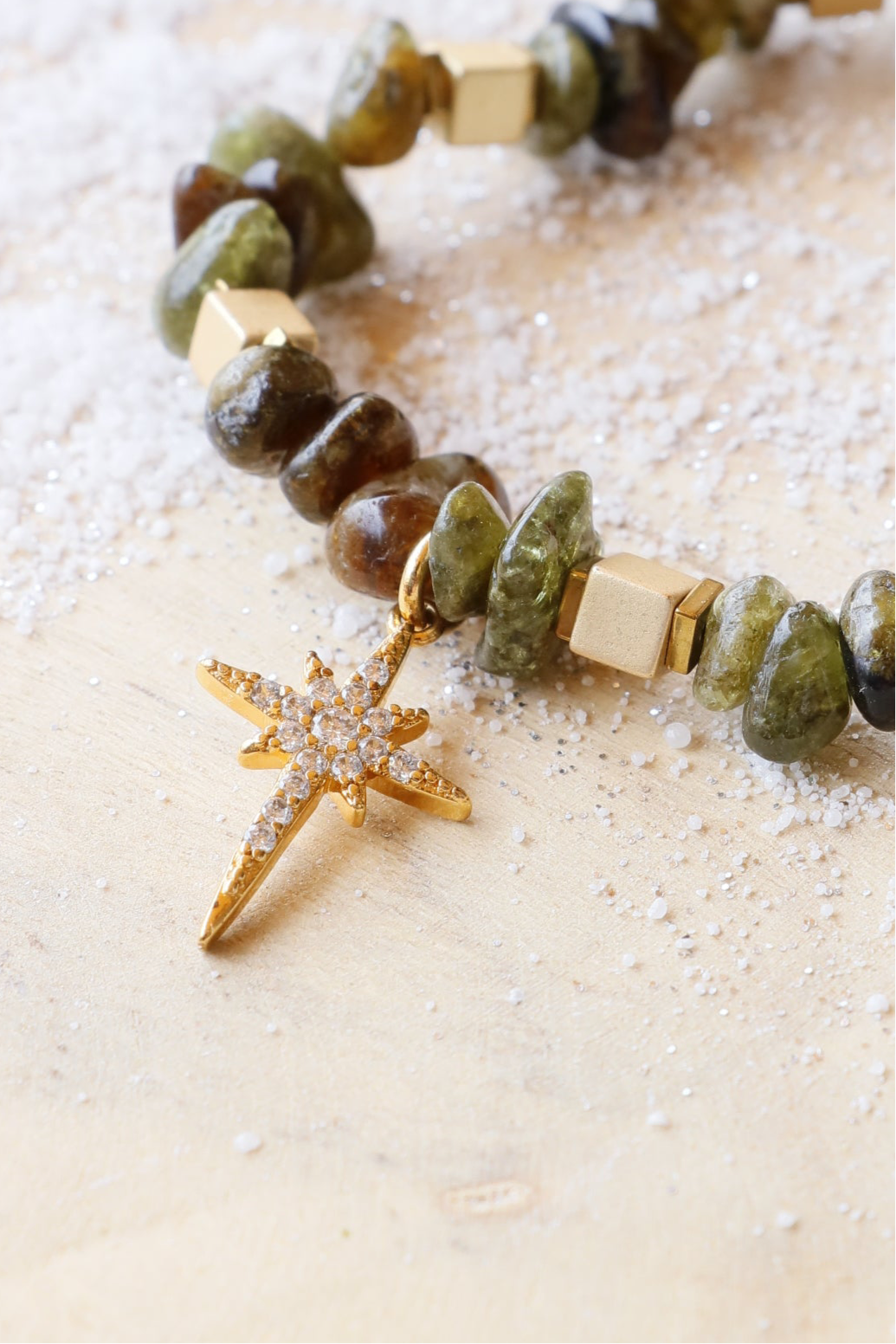 Bracelet positive énergie UTTHANA & pendentif étoile d’Orion I Renouveau & Équilibre Émotionnel en grenat vert