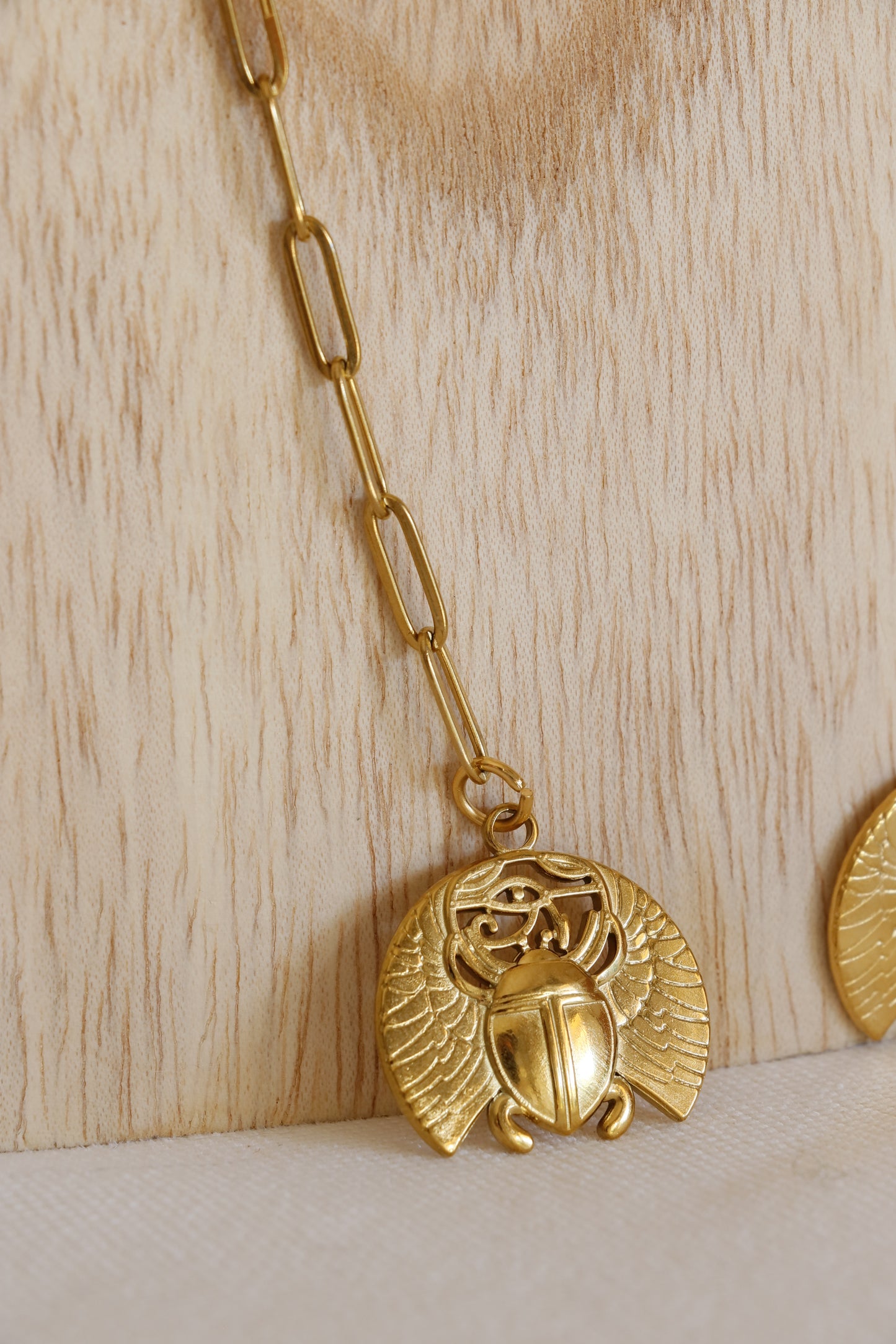 Collier écharpe Mantra Apaisement & Clarté Mentale en Amethyste pendentifs scarabée