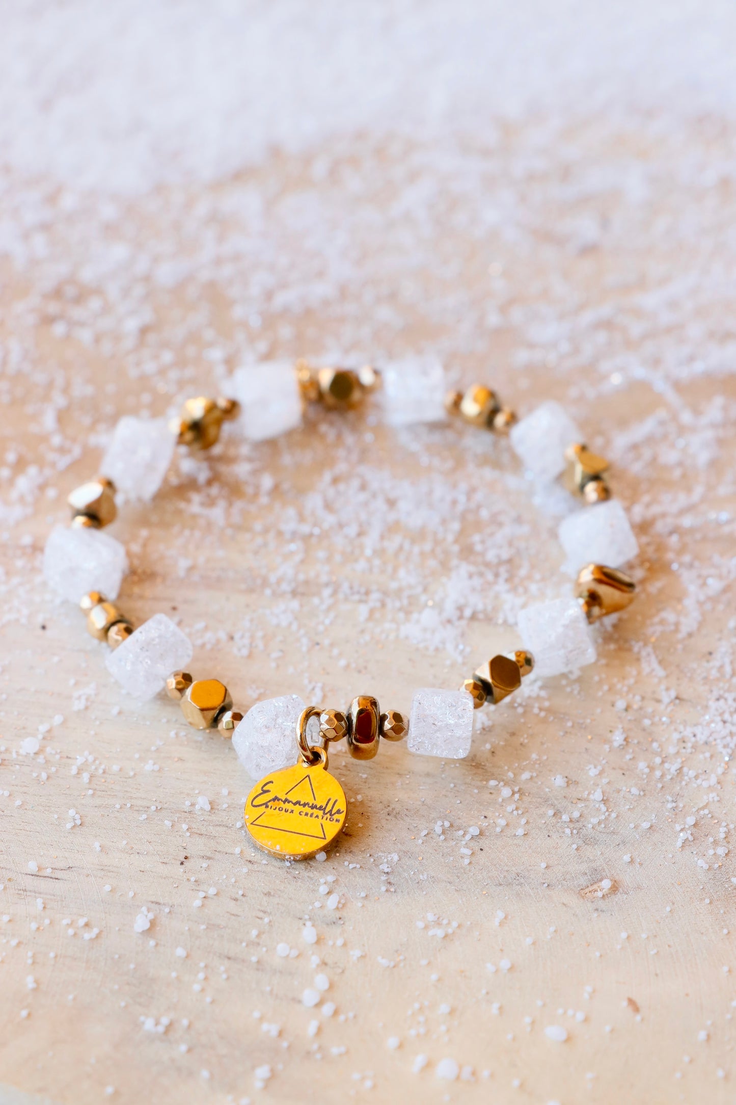 Bracelet SHUBHRA en Quartz Givré – Clarté Intérieure & Lâcher-Prise
