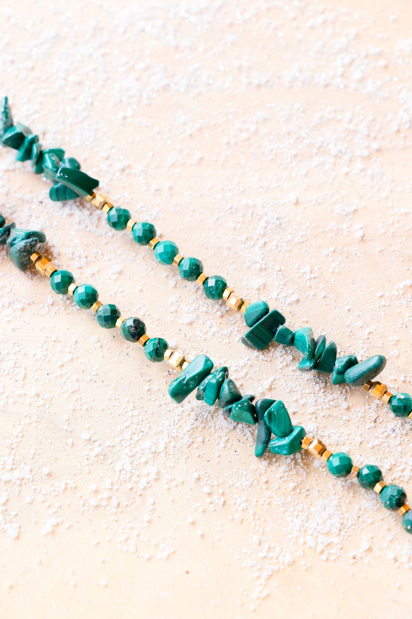 Collier Tour de Cou PARIVARTANA – Transformation & Guérison du Corps en Malachite