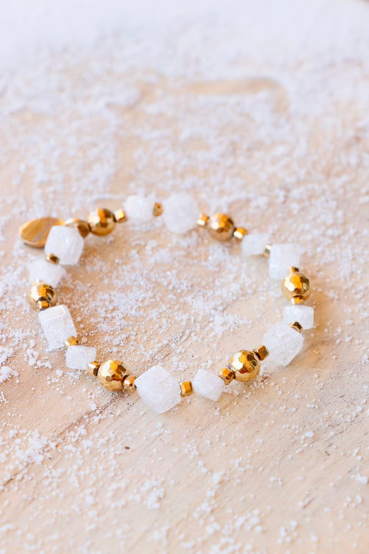 Bracelet SHUBHRA en Quartz Givré – Clarté Intérieure & Lâcher-Prise