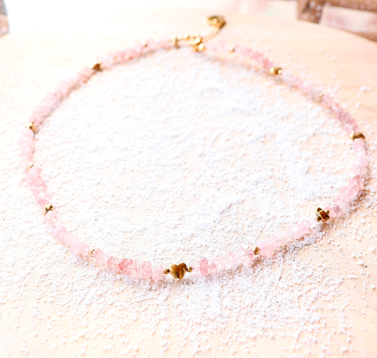 Collier Tour de cou RASA en Quartz Framboise – Joie de vivre, Douceur & Amour de soi