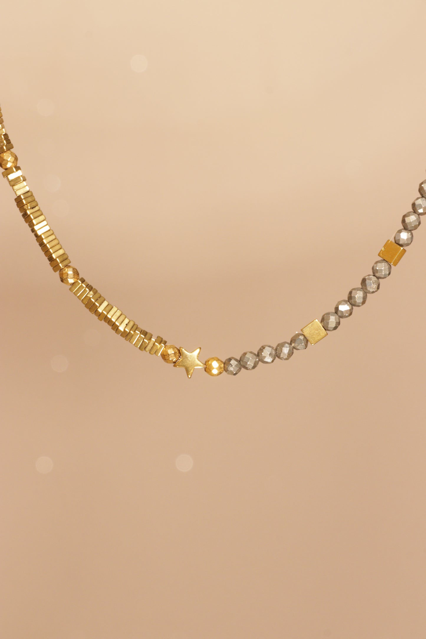 Collier tour de cou VIBHUTI en Pyrite pendentif étoile – Force Intérieure & Rayonnement Personnel