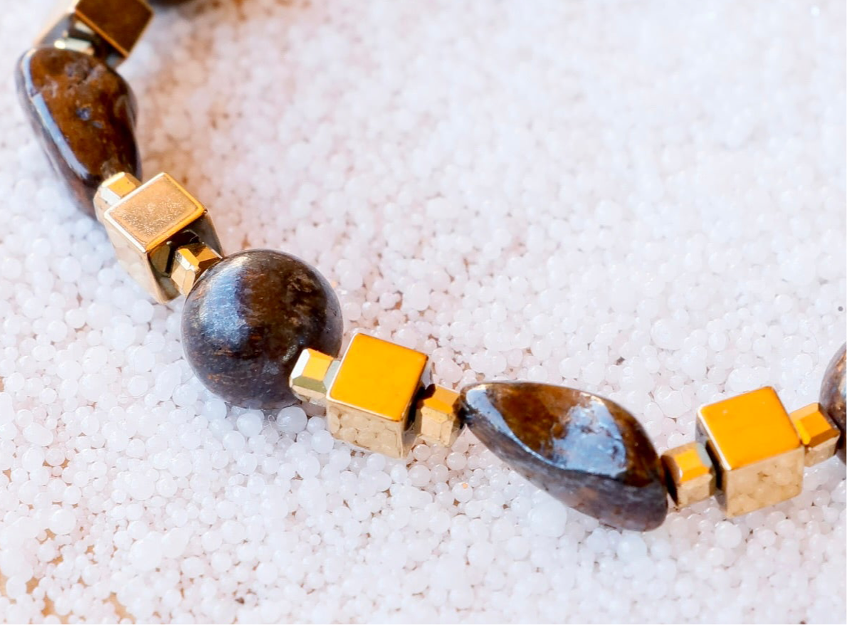 Bracelet simple SADHANA – Protection & Stabilité en Bronzite