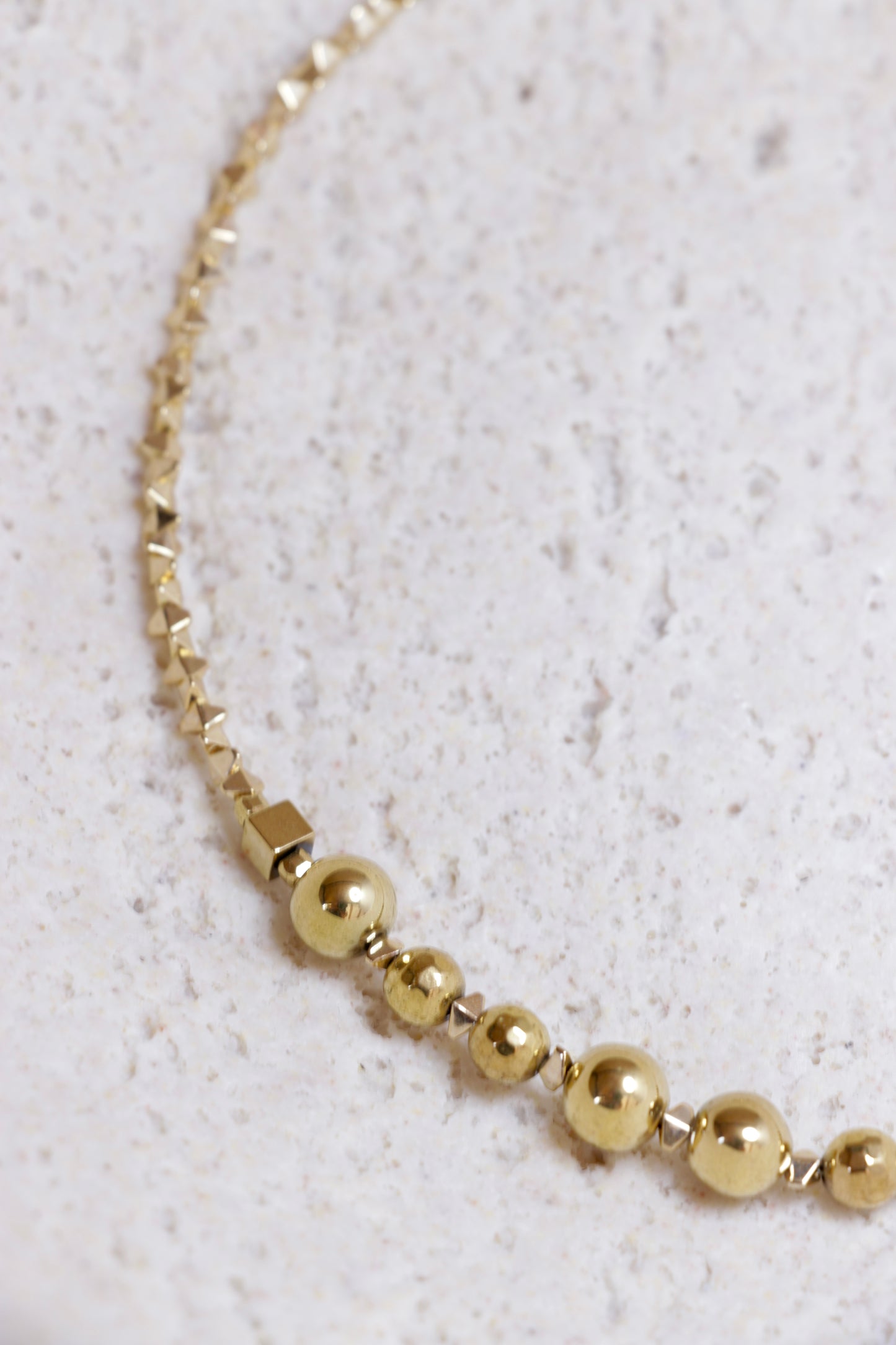 DHĀRANA Hematite Gold Plated Choker 🜃 I stand my ground. I am stable.
