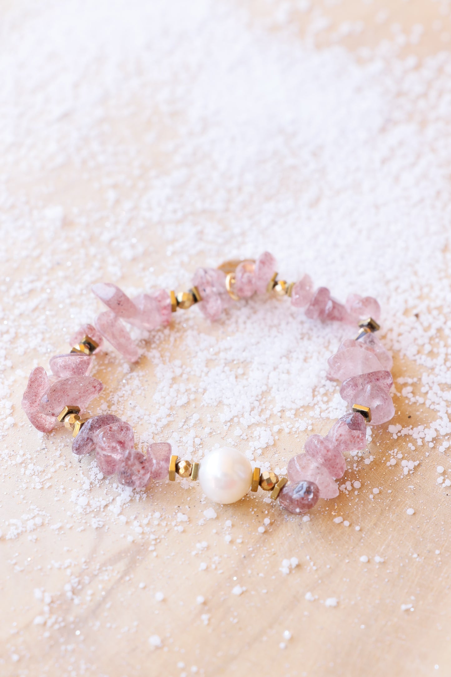 Bracelet RASA en Quartz Framboise et perle de culture – Joie de vivre, Douceur & Amour de soi