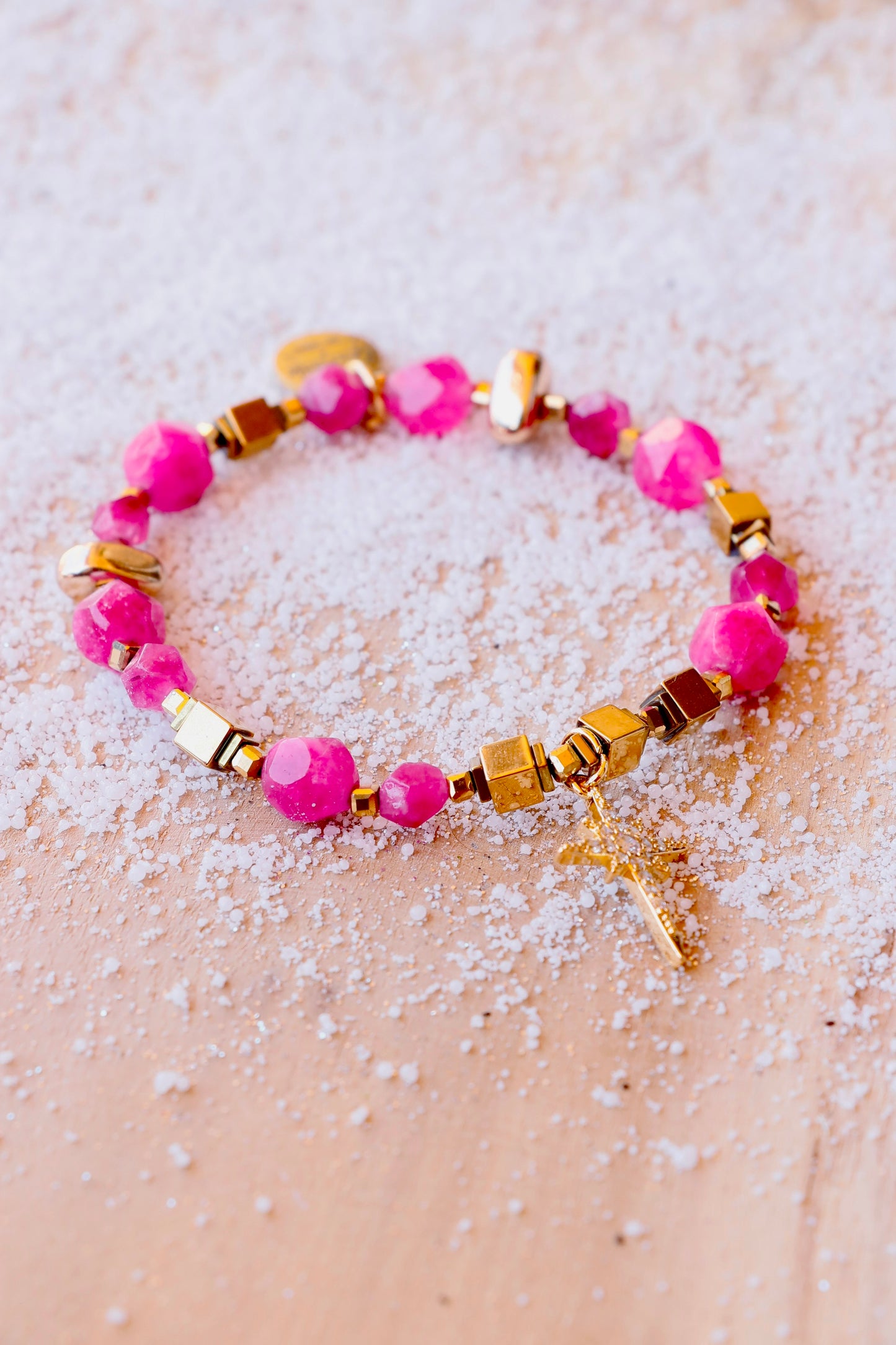 Bracelet SHANTI en Agate Fushia – Stabilité & Sérénité