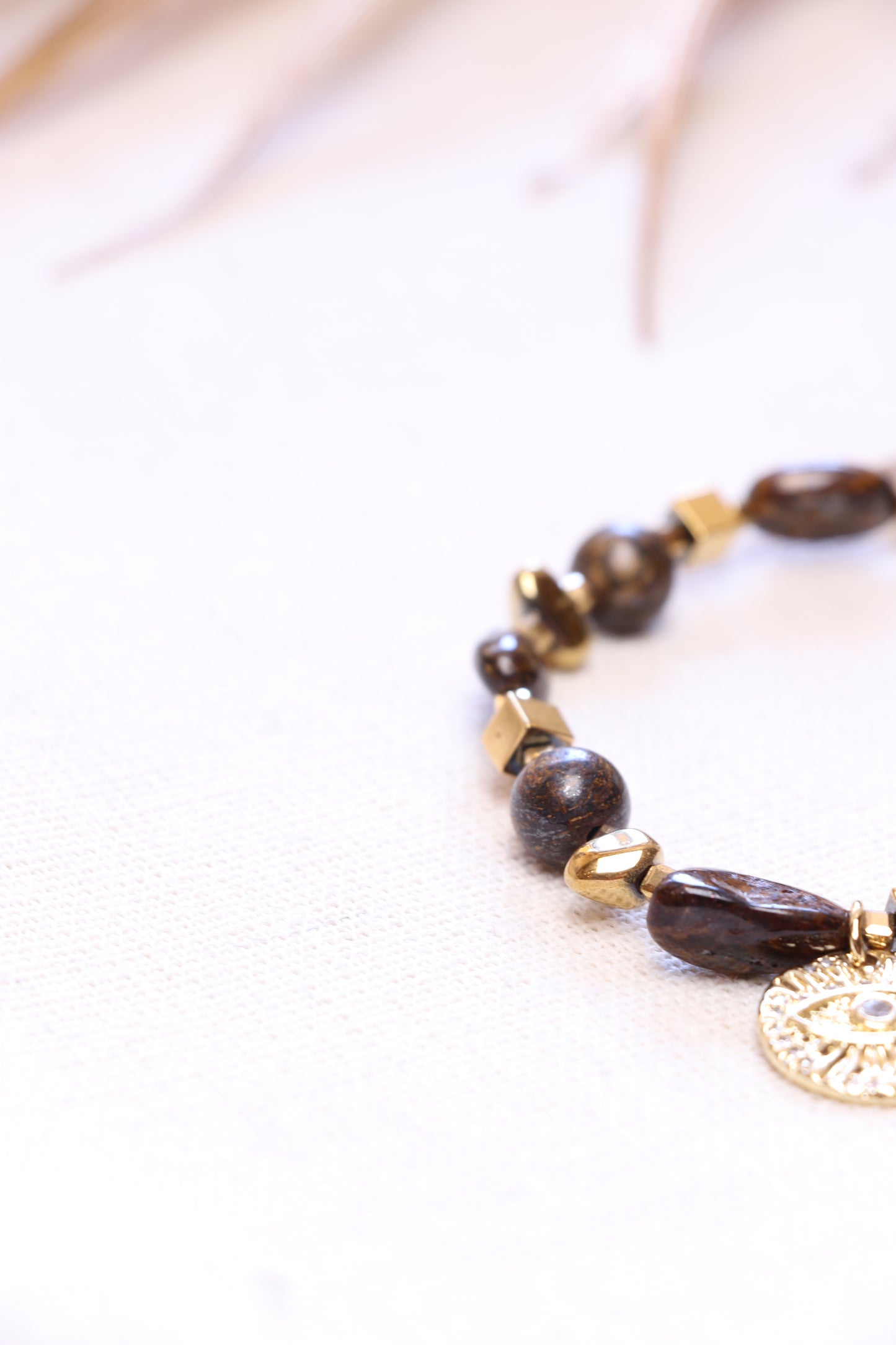 AUDACE - Bracelet en Bronzite | Pendentif Oeil de Protection CONFIANCE & COURAGE