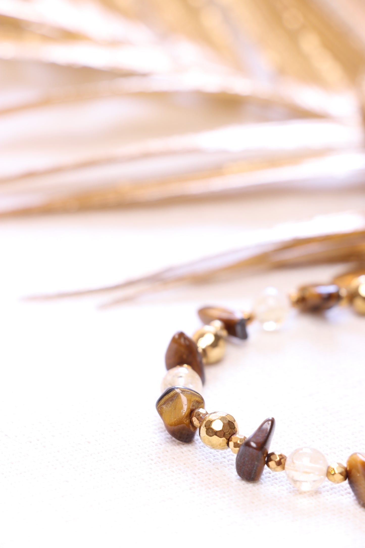 ÉGIDE Bracelet • Oeil de tigre • Pendentif Lotus • CONFIANCE & COURAGE