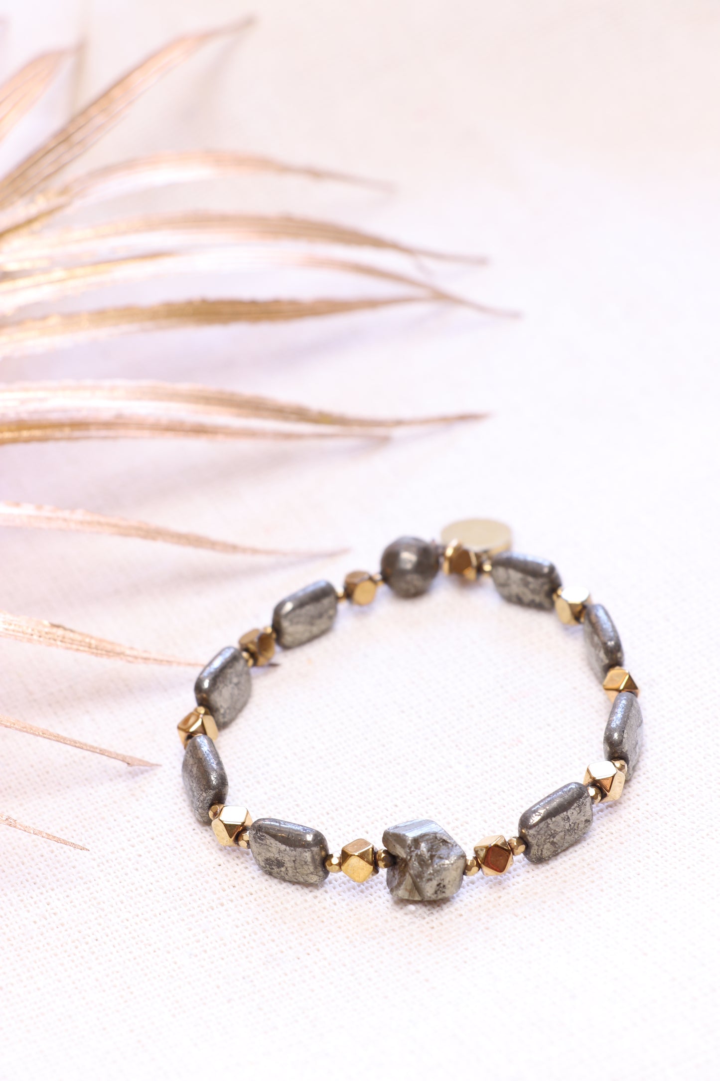 LUMEN — Bracelet en Pyrite | Abondance & Opportunités