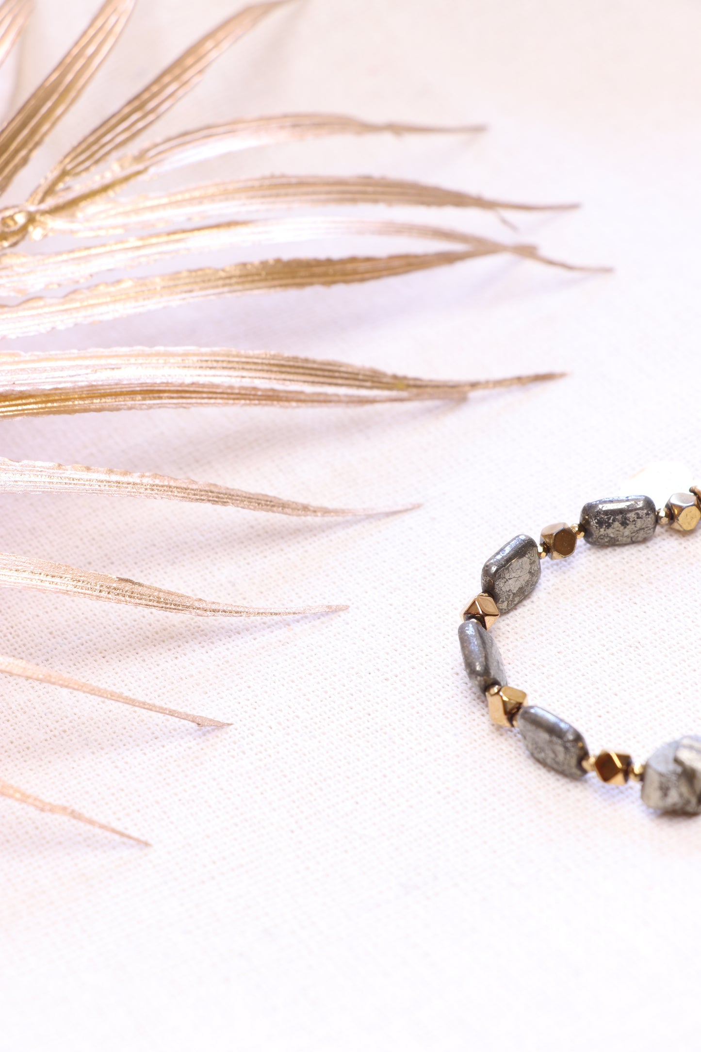 LUMEN — Bracelet en Pyrite | Abondance & Opportunités