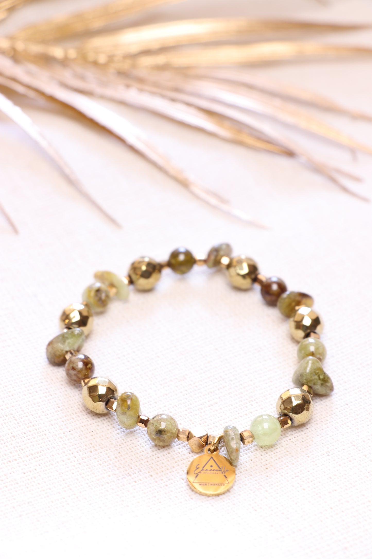 LULEM - Bracelet en Grenat Vert | Le Renouveau Intérieur