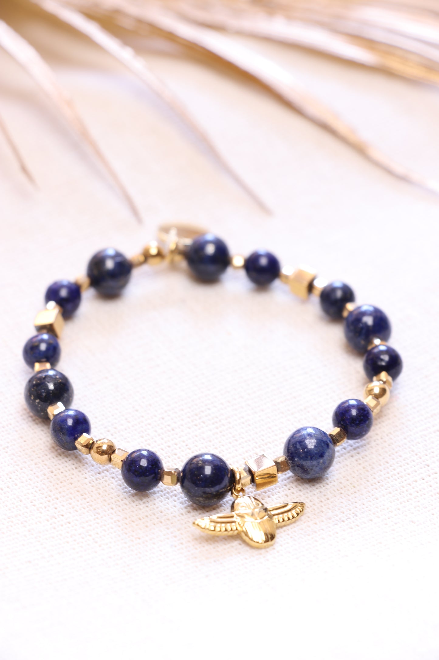 Bracelet Lapis-Lazuli Naturel pendentif Scarabée| Intuition & Expression