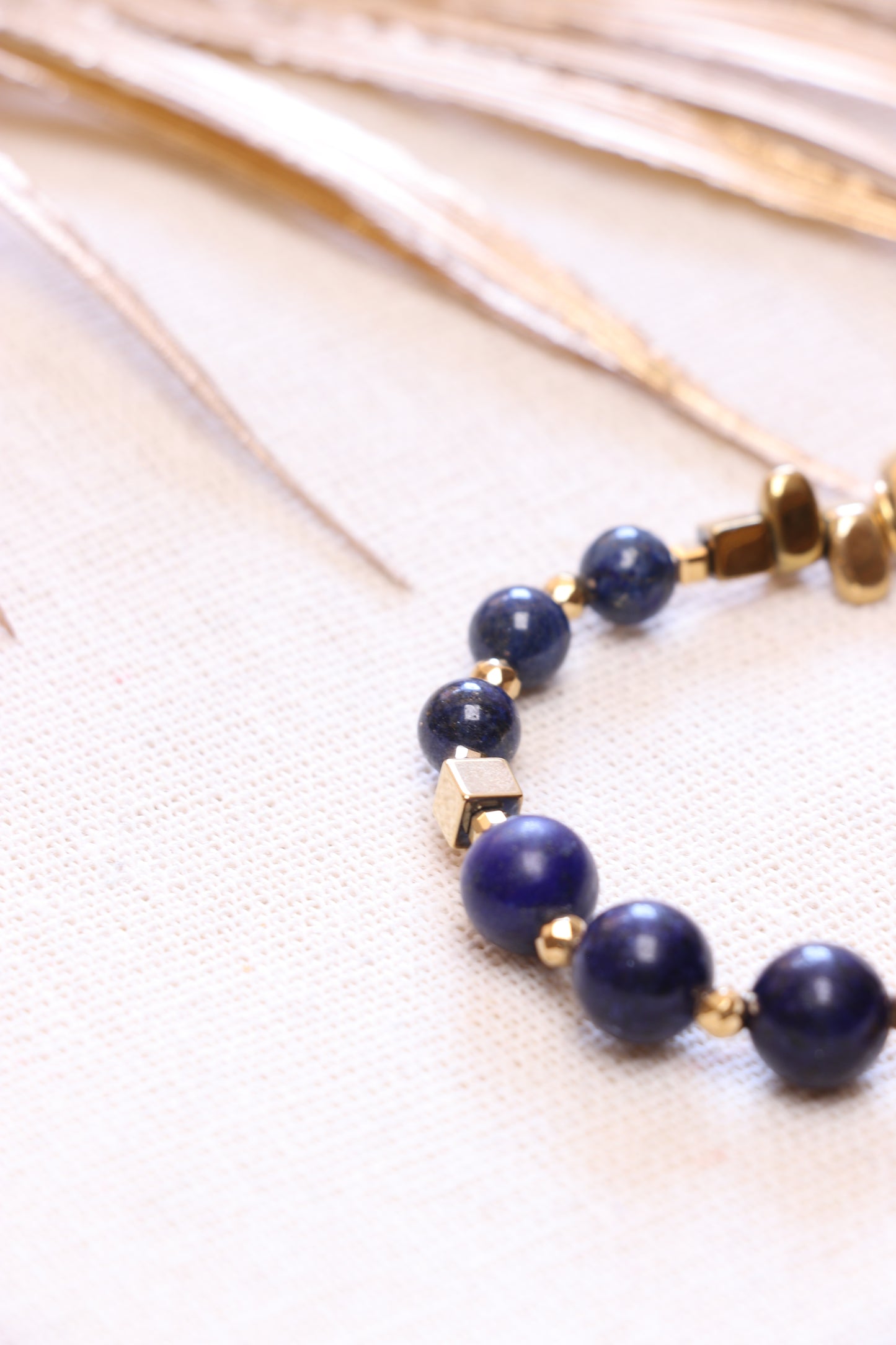Bracelet Lapis-Lazuli Naturel pendentif Scarabée| Intuition & Expression